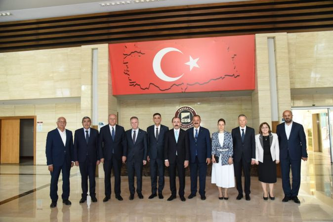 Ticaret Bakanı Mehmet Muş GSO’da Sanayicilerin Sorunlarını Dinledi