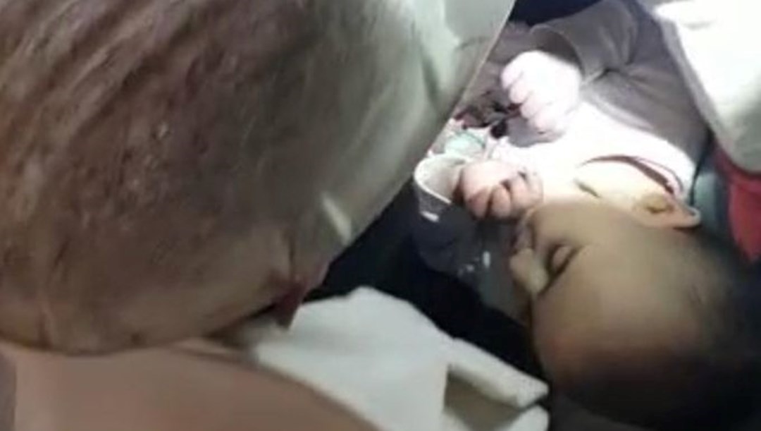 5 aylık ‘mucize bebek’ 131 saat sonra kurtarıldı