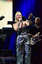 Başarılı şarkıcı Ömür Gedik bayramı 4 konserle tamamladı