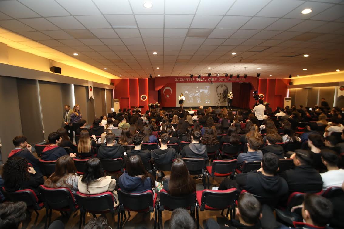 Gaziantep Kolej Vakfı’nda 25 Aralık Coşkusu