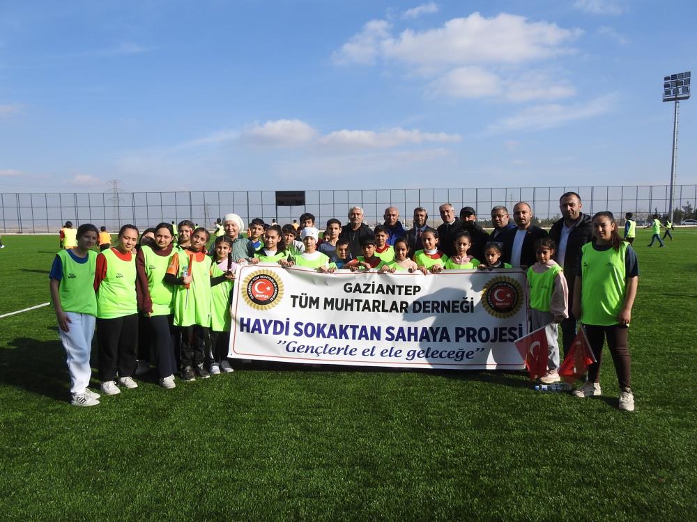 Gaziantep’te ‘Haydi sokaktan sahaya’ projesi ile geleceğin futbolcuları yetiştirilecek